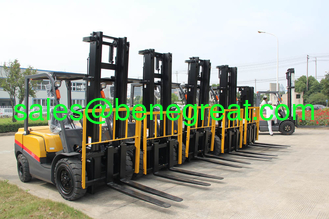 China. 3Camión elevador diésel de 3.0 toneladas con motor Isuzu proveedor