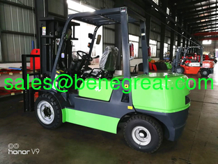 China. 4Camión elevador diésel de 0,0 toneladas con motor Isuzu de 4,0 toneladas con mástil triplex para la venta proveedor