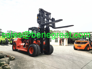 China. Camión elevador de 30 toneladas BENE con motor Cummins de 178 kW con transmisión de potencia hidráulica Camión elevador de carga pesada diesel proveedor
