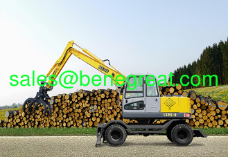 China. small wheel excavator with 0.23cbm bucket log grapple for sugarcane loading proveedor
