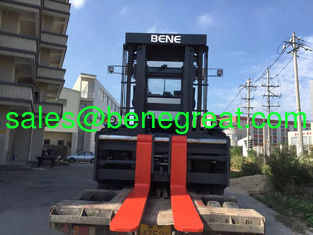 China. Camión elevador de 35 toneladas FD350 VS kalmar 35 toneladas hyster 35 toneladas elevador diesel proveedor