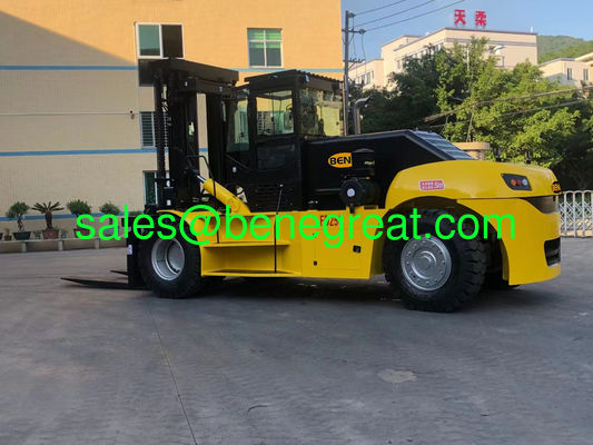 BENE 25 toneladas de carretillas elevadoras diésel pesadas VS Sany 25 a 28 toneladas/30 toneladas de contenedores de carretillas elevadoras con motor diesel proveedor