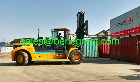 Carretilla elevadora diésel china de 30 toneladas FD300 178KW con mástil de 4000 mm proveedor
