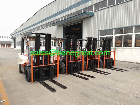 nueva de marca 2.5t del gasóleo montacargas FD25T montacargas 2.5t del gasóleo montacargas con motor ISUZU C240 precio proveedor
