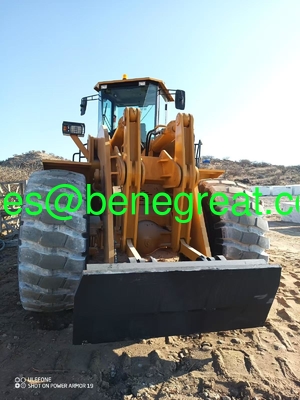 BEM998-42T Potente cargador de cantera con capacidad de 42000 kg y altura de elevación de 3200 mm proveedor
