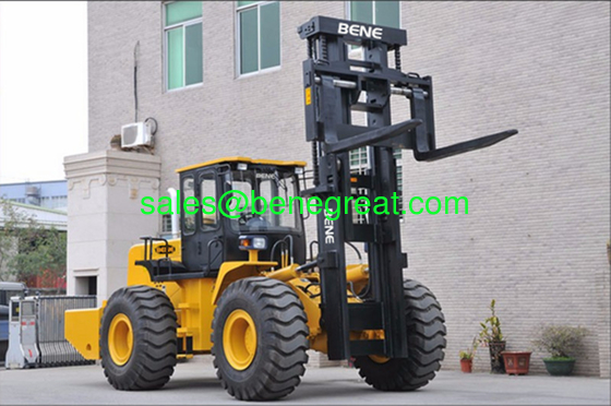 15ton empilhador todo-terreno  Empilhador todo-o-terreno15ton baixo preço proveedor