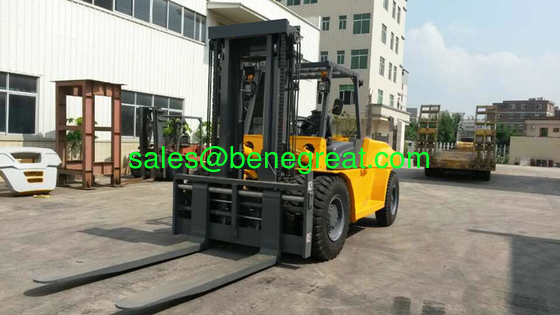 Camión elevador diésel de 12 a 13 toneladas Camión elevador de 13 toneladas con motor Cummins para la venta proveedor
