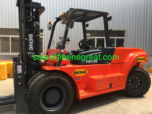 Venta en caliente BENE carretilla elevadora diésel de 13,5 toneladas con motor Cummins proveedor