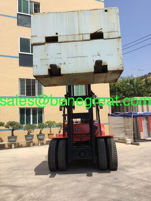 Venta en caliente BENE carretilla elevadora diésel de 13,5 toneladas con motor Cummins proveedor
